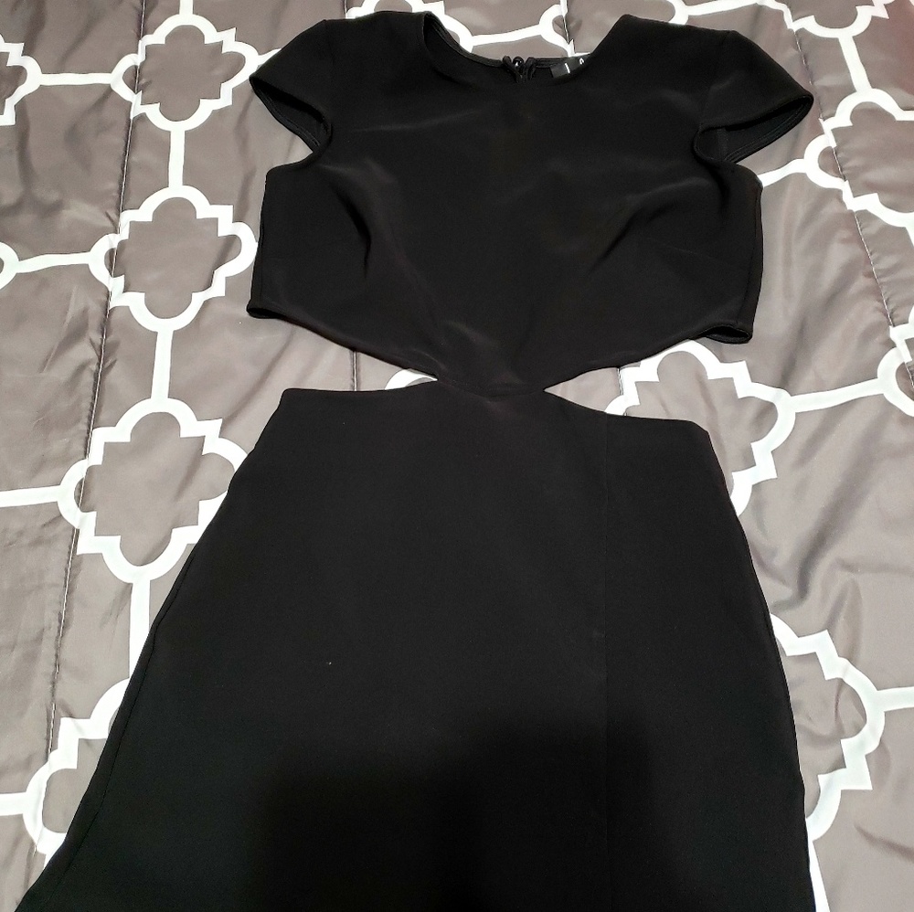 *MAKE OFFER* Elegant dress